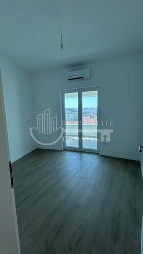 Prodaja, Žaborić, apartman sa pogledom na more i PM