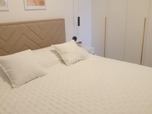 Thumbnail 5903248 - 7