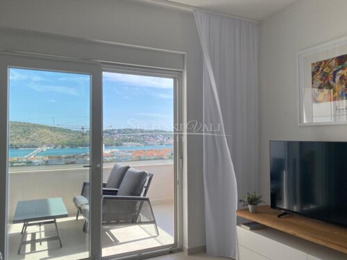 Thumbnail 5903248 - 4