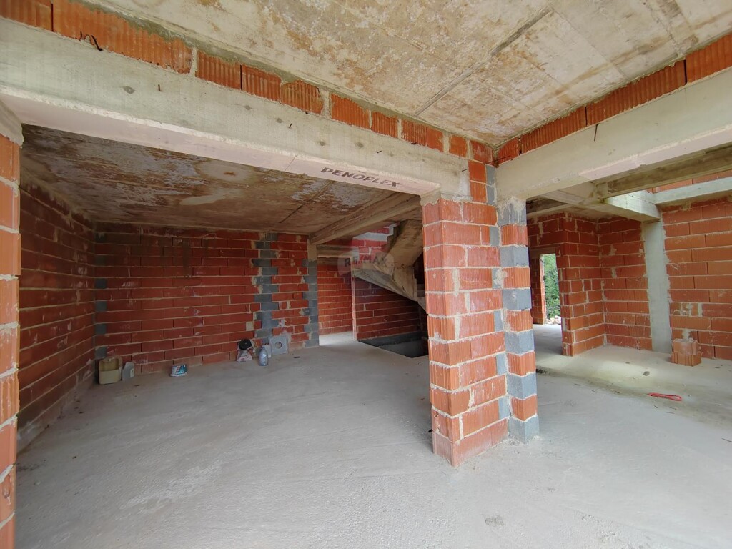 Image 5907457 - 5