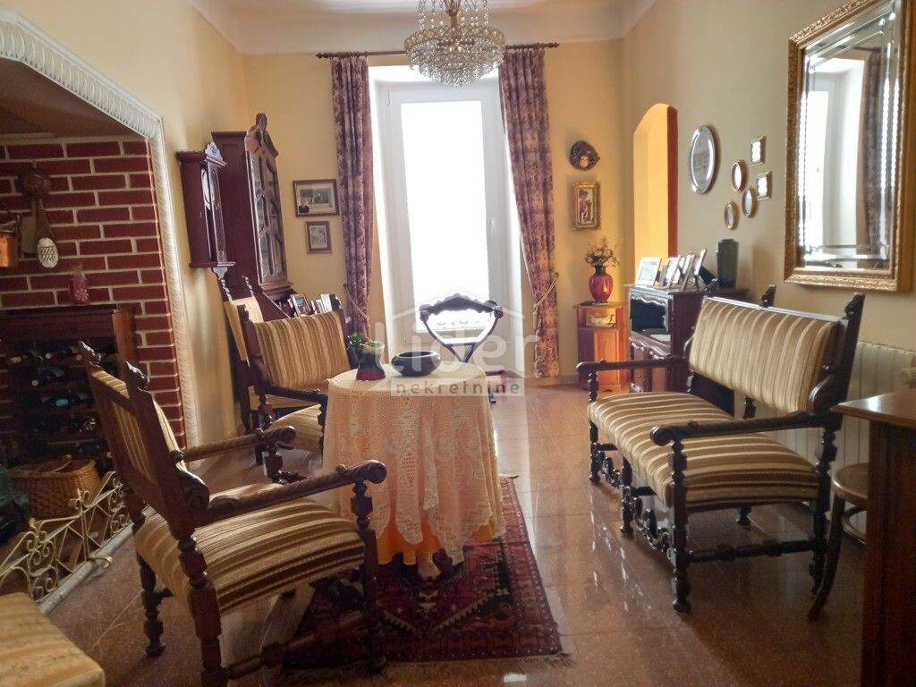 Image 5908629 - 4