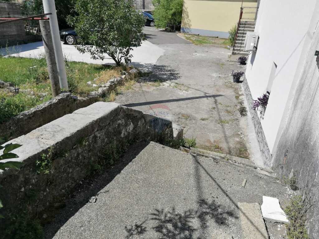 Image 5908846 - 8