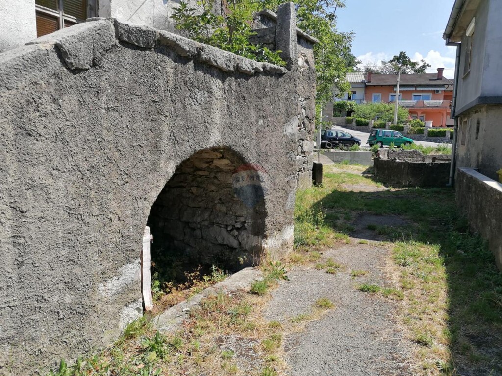Image 5908846 - 9