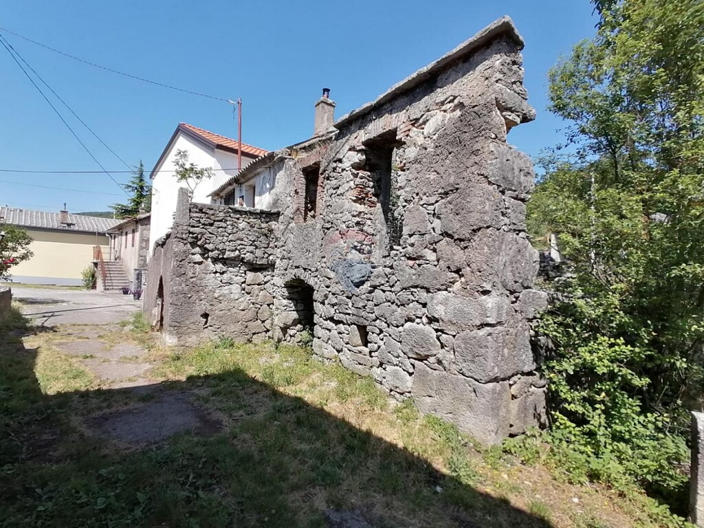 Image 5908846 - 5