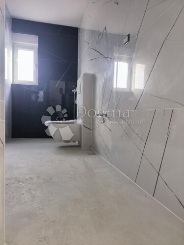 Thumbnail 5911594 - 14