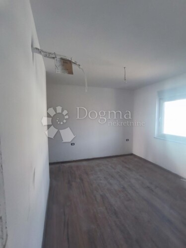 Thumbnail 5911594 - 11