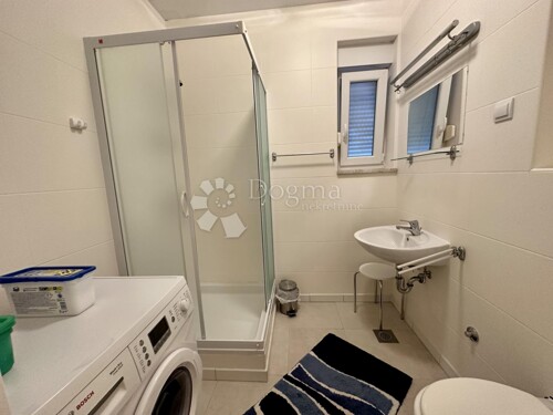 Thumbnail 5913849 - 14