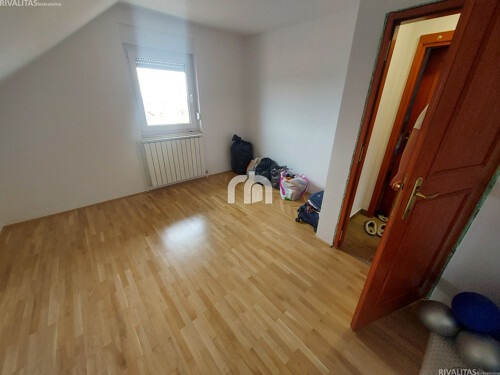 Thumbnail 5916851 - 6