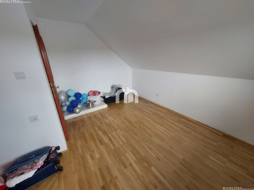 Thumbnail 5916851 - 5