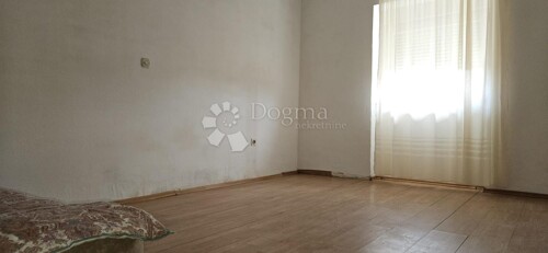 Thumbnail 5918368 - 7