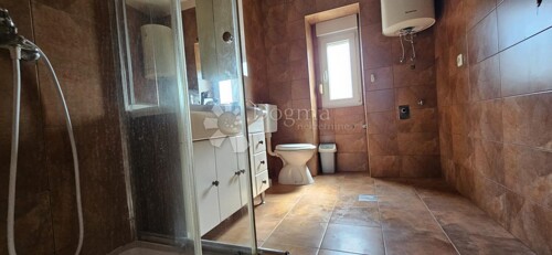 Thumbnail 5918368 - 19