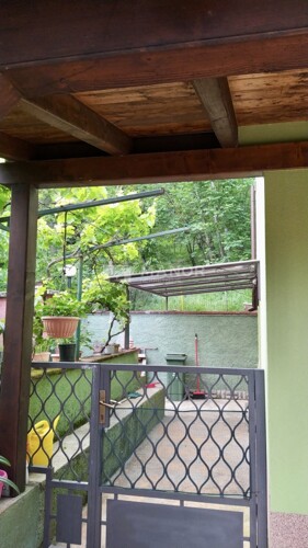 Thumbnail 5918627 - 5