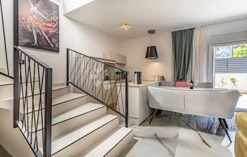 Thumbnail 5919201 - 11