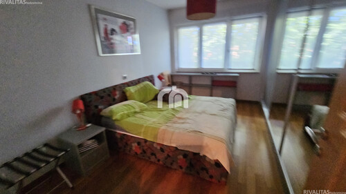 Thumbnail 5919224 - 5