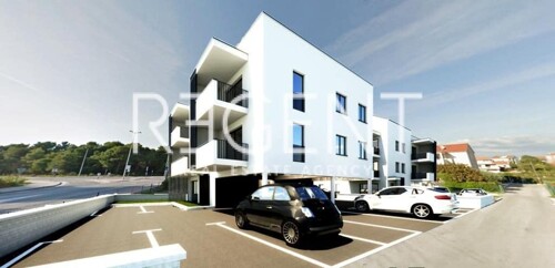 Thumbnail 5920588 - 2