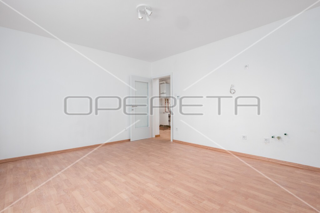 Image 5921267 - 3