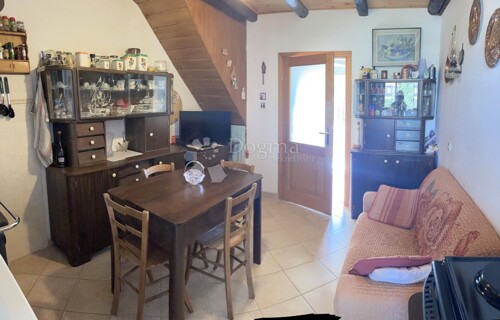 Thumbnail 5928772 - 13