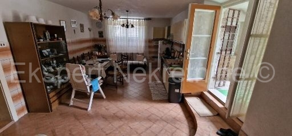 Image 5928920 - 3