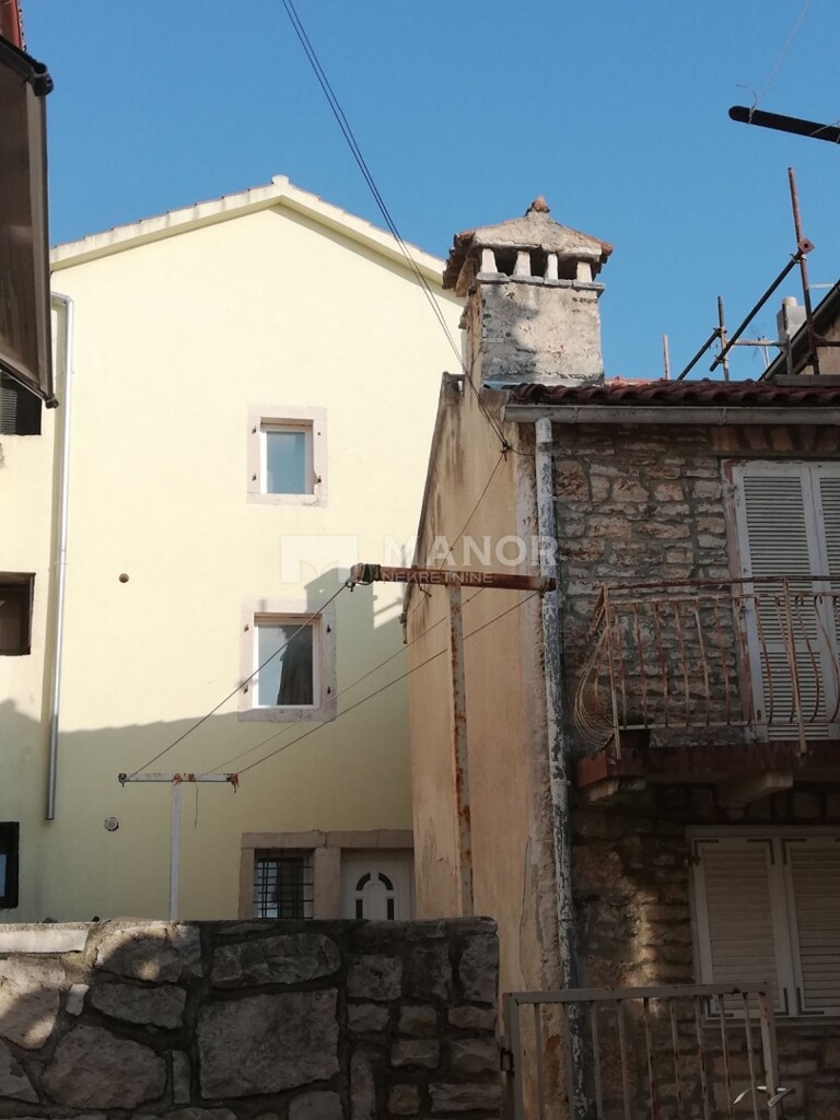 Image 5928958 - 11