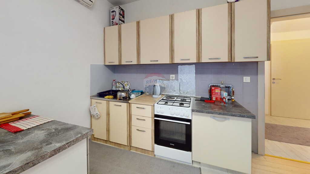 Image 5928993 - 5