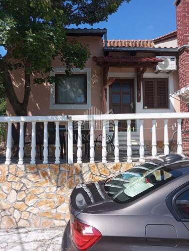 Thumbnail 5930709 - 3