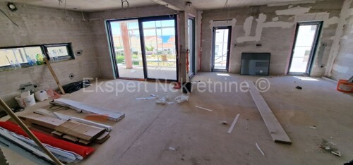 Thumbnail 5930763 - 9
