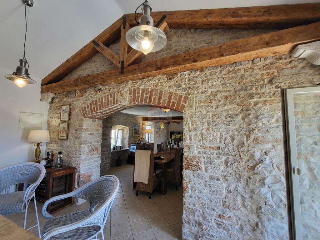 Image 5930986 - 12