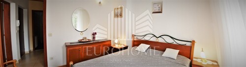 Thumbnail 5933609 - 12