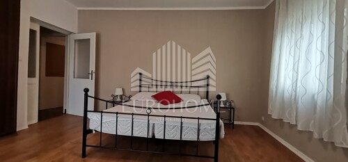 Thumbnail 5933610 - 10