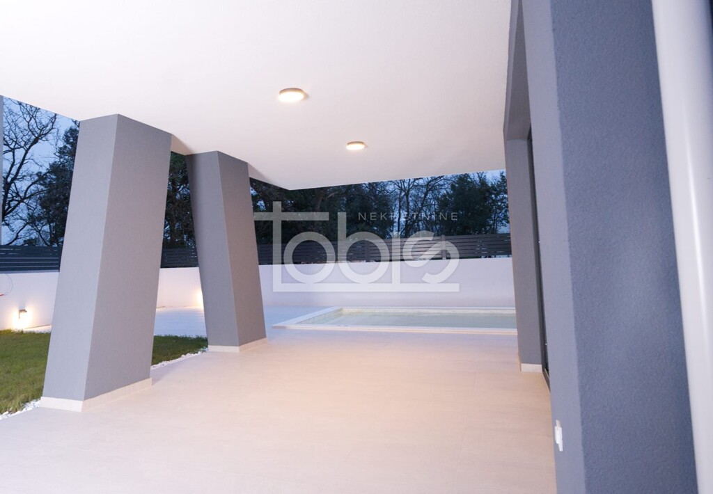 Image 5937364 - 4