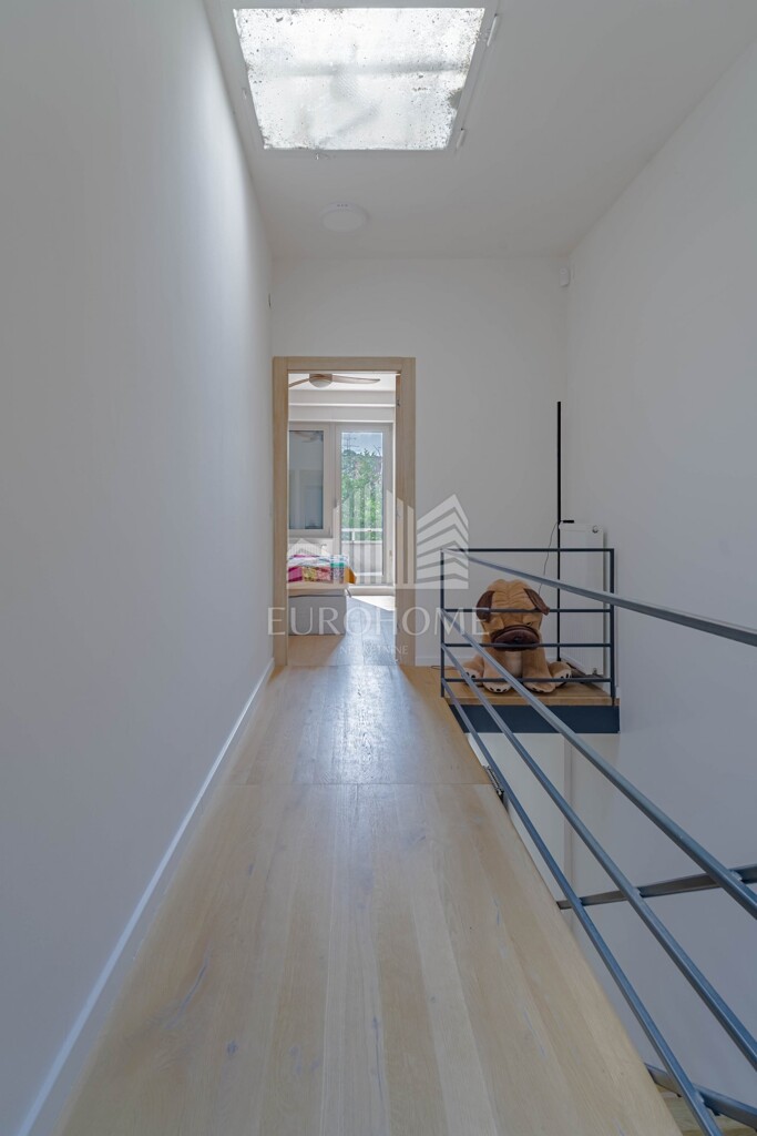Image 5937477 - 13