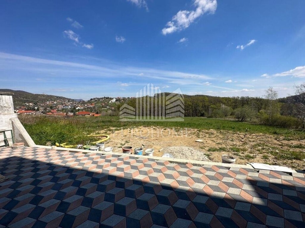 Image 5937482 - 3