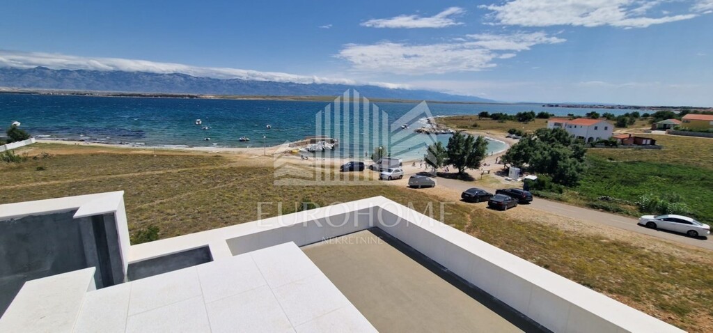 Image 5937485 - 3