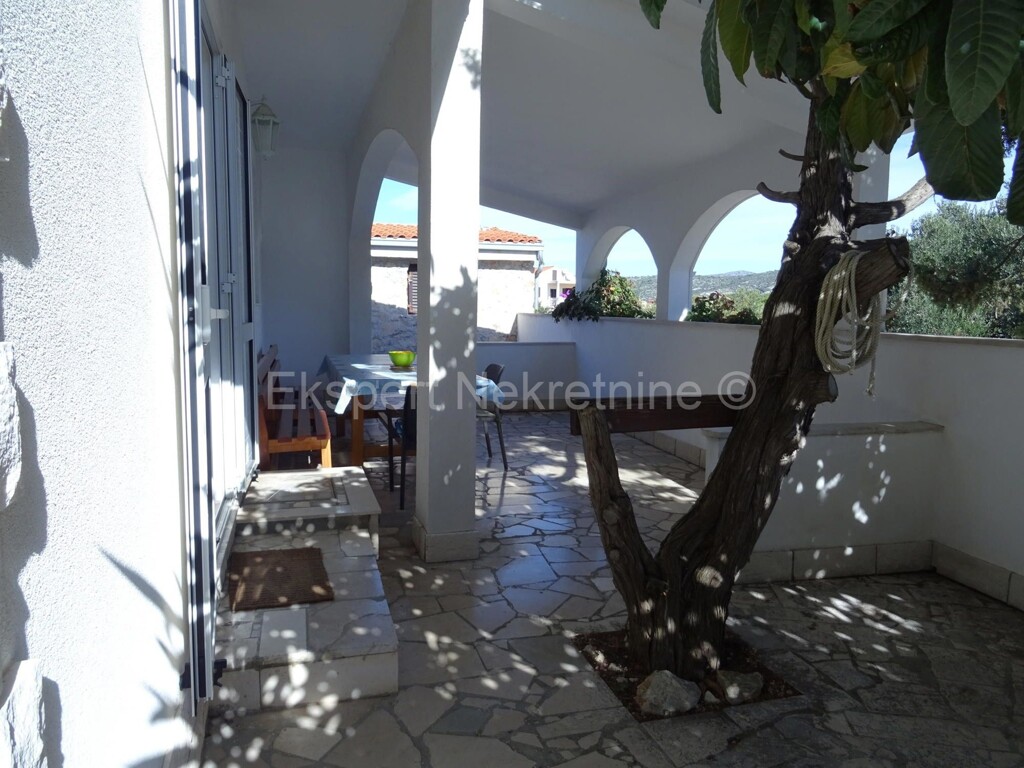 Image 5937724 - 5