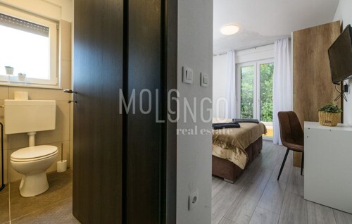 Thumbnail 5937871 - 25