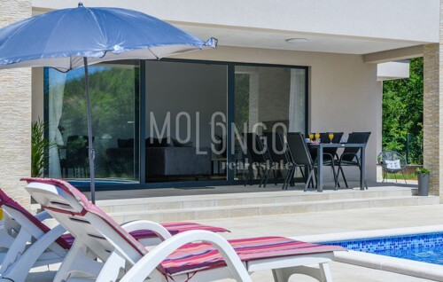 Thumbnail 5937871 - 5