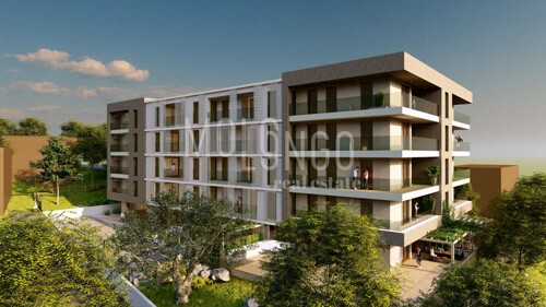 Thumbnail 5937910 - 8