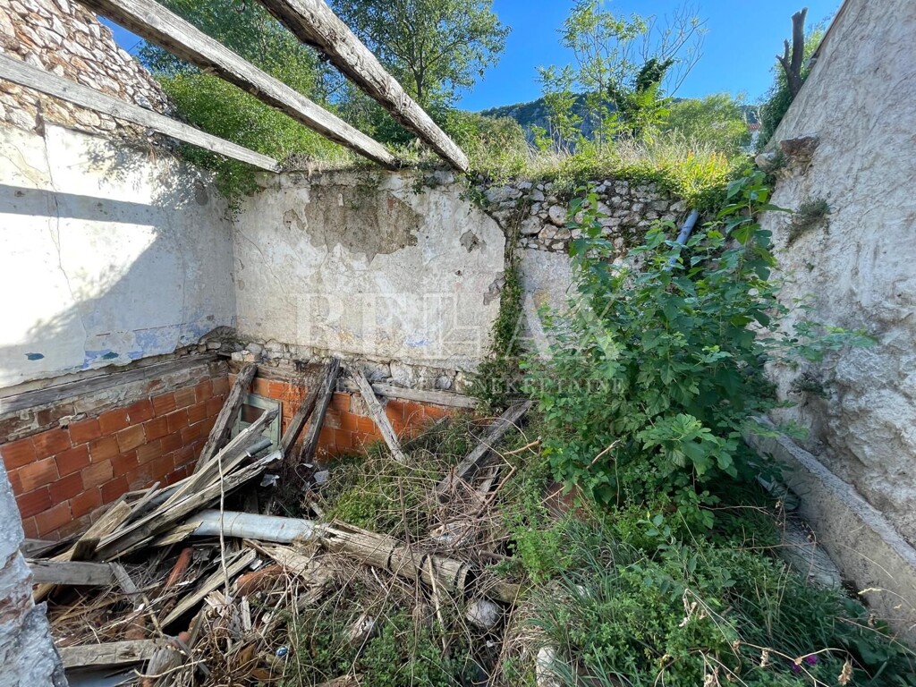 Image 5937968 - 13