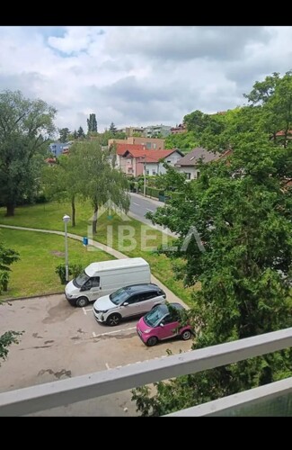 Thumbnail 5938060 - 4