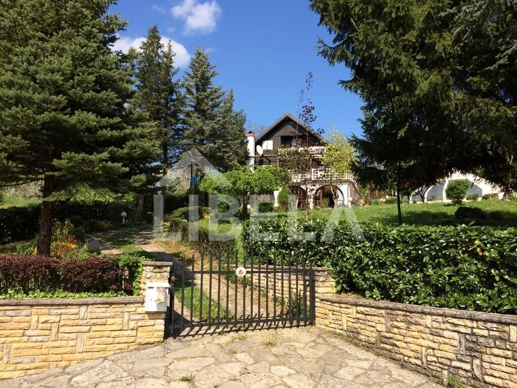 Image 5938081 - 2