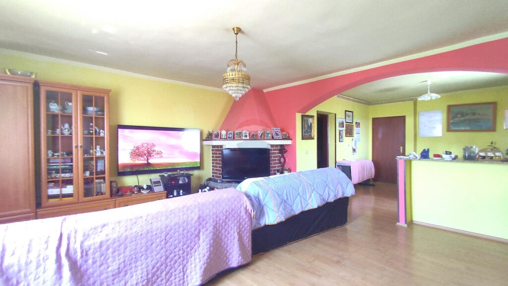 Image 5938309 - 8