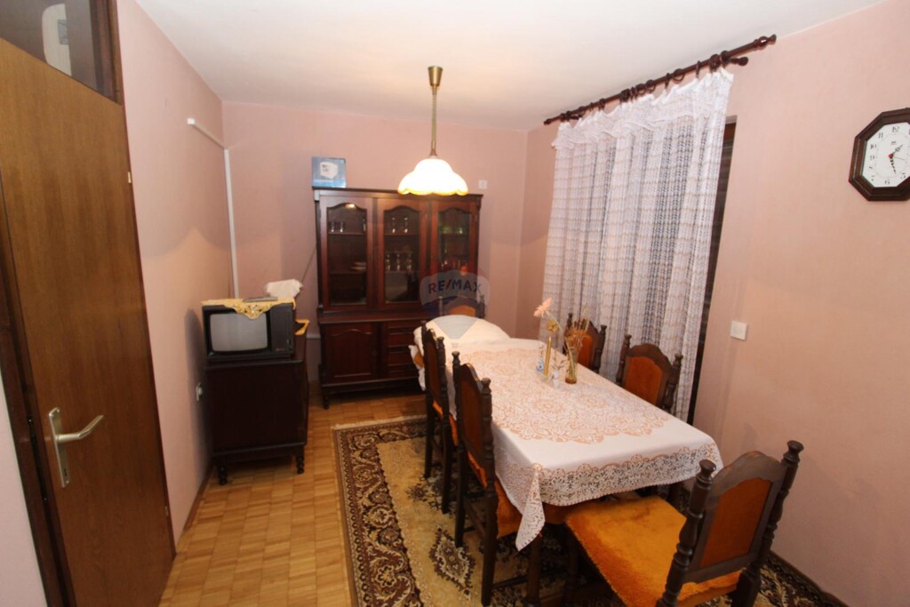 Image 5938336 - 4
