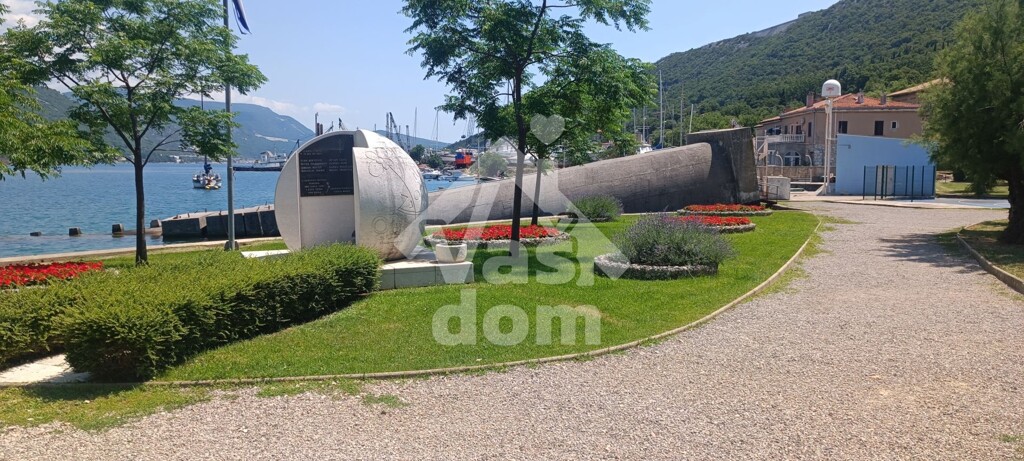 Image 5938643 - 7