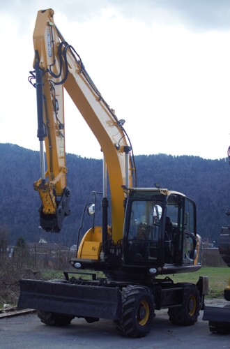 JCB JS 160W