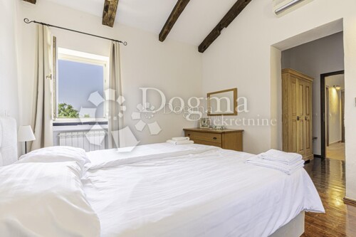 Thumbnail 5939099 - 20