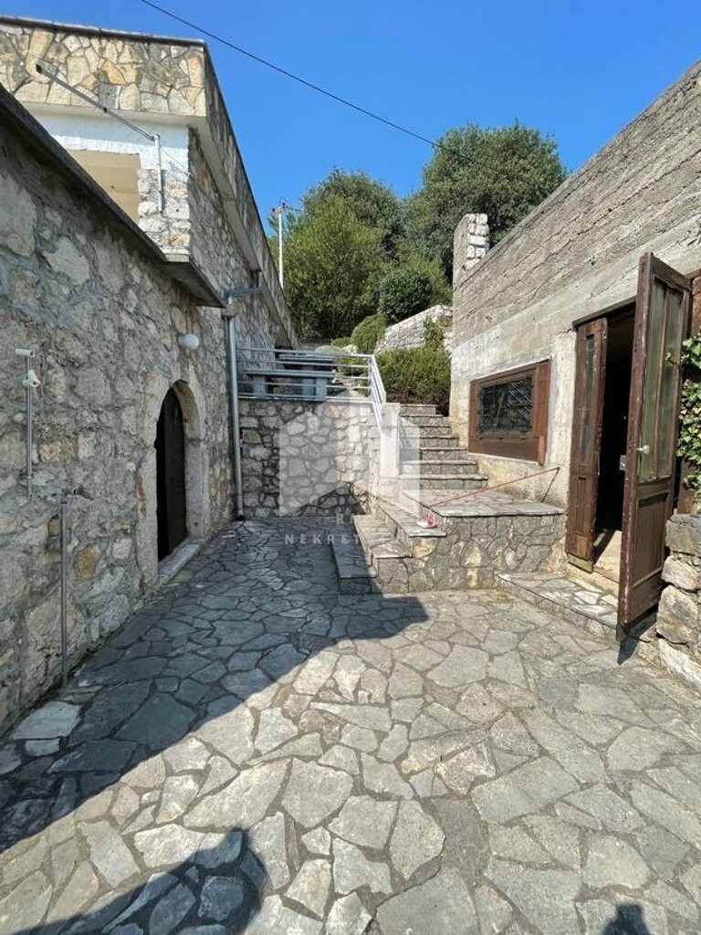 Image 5944343 - 3