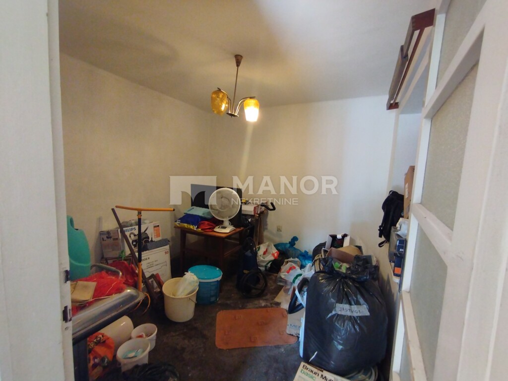 Image 5947961 - 7