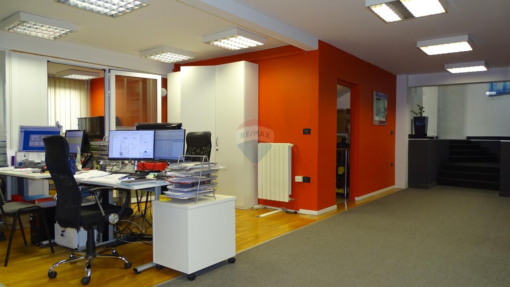 Image 5949665 - 11