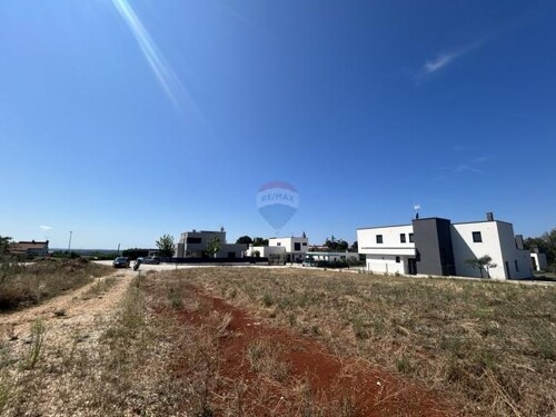 Thumbnail 5951180 - 1