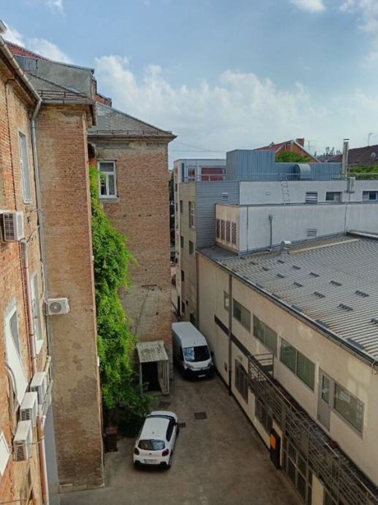 Image 11